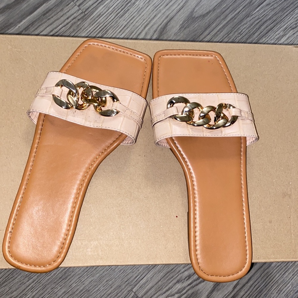 Nude Chain Sandals - Picture 3 of 3
